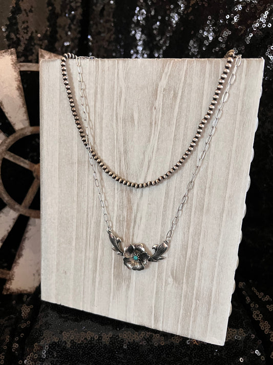 Layered Western Flower Necklace